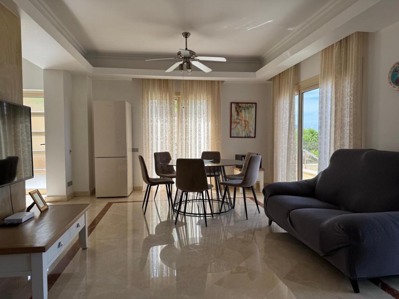Beach Villa Olivia 尼奥克瑞奥 外观 照片