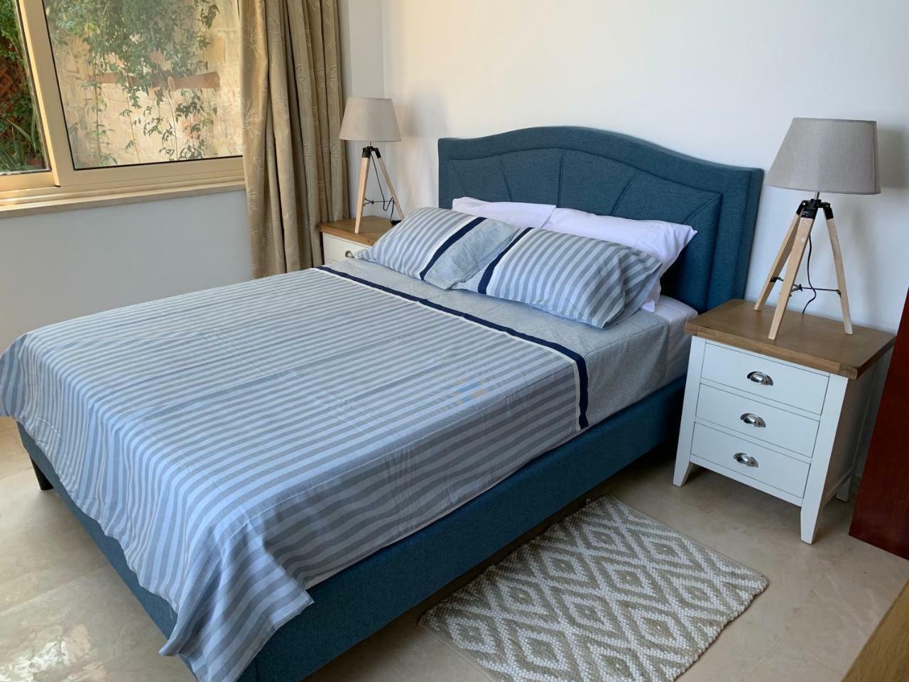 Beach Villa Olivia 尼奥克瑞奥 外观 照片